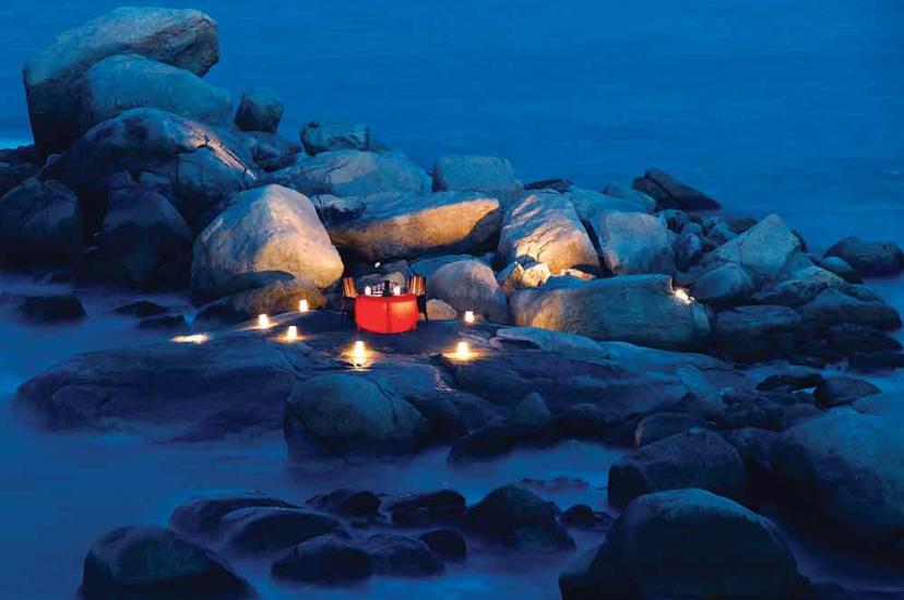 Dinner_on_the_Rocks.jpg