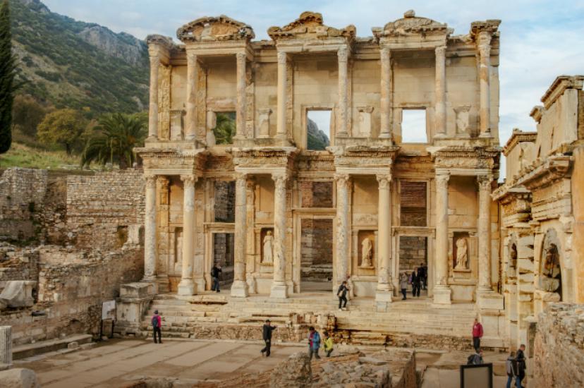 Ephesus Izmir.jpg