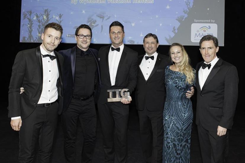 LGBT-friendly-NEW-ttg-award---onstage.jpg