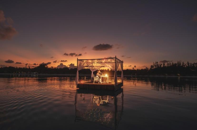 Sun Siyam Olhuveli offers a romantic dinner for two on a floating pontoon