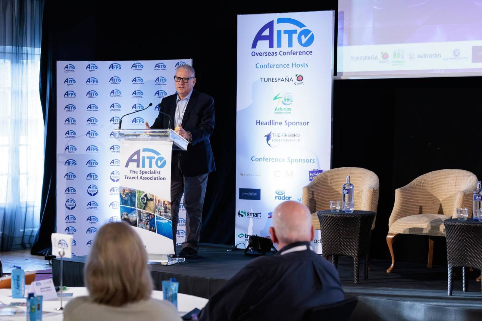 Richard Kemp OBE speaking at 2025's Aito Overseas conference