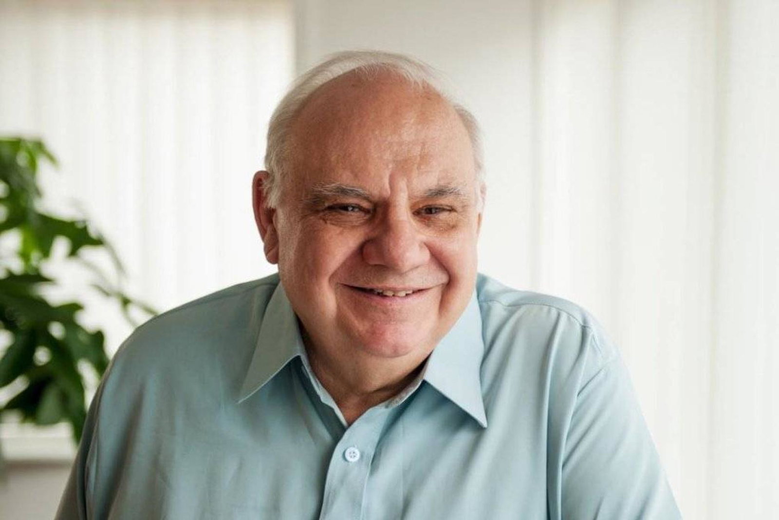 Headshot of Kenneth Townsley 