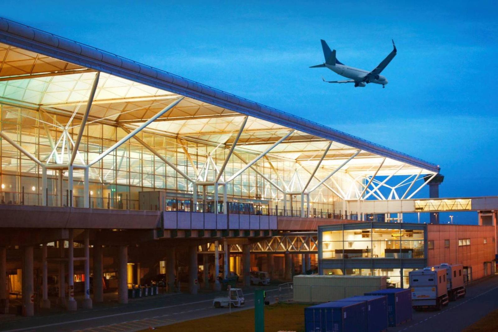 Stansted airport at night