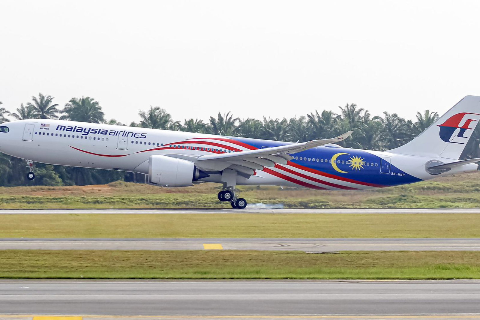 MH A330neo