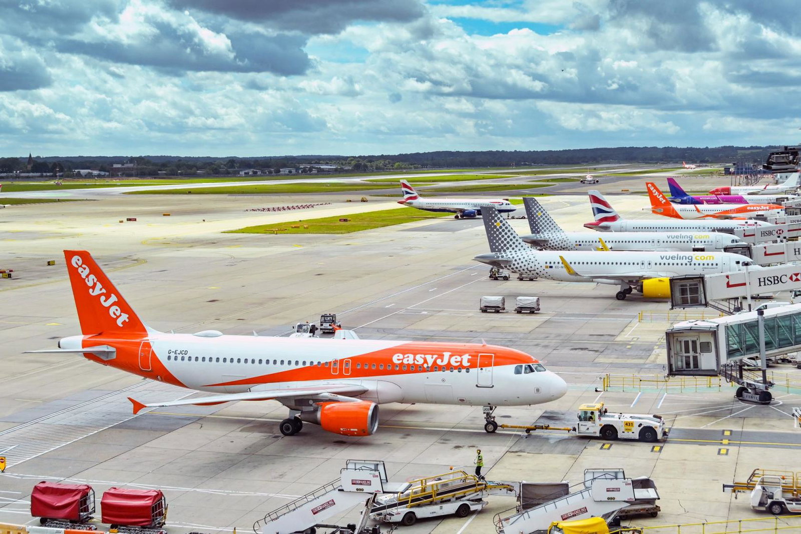 Aircraft at the stand at Gatwick airport