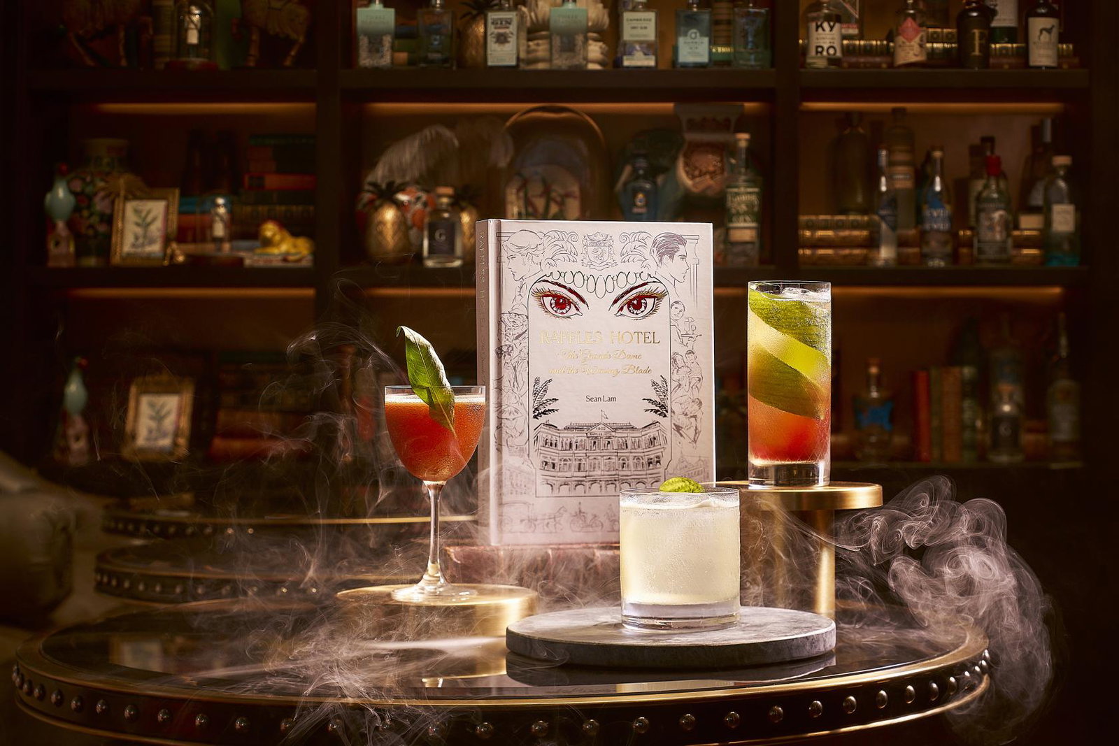 Writer's Bar cocktail image, Raffles Hotel Singapore