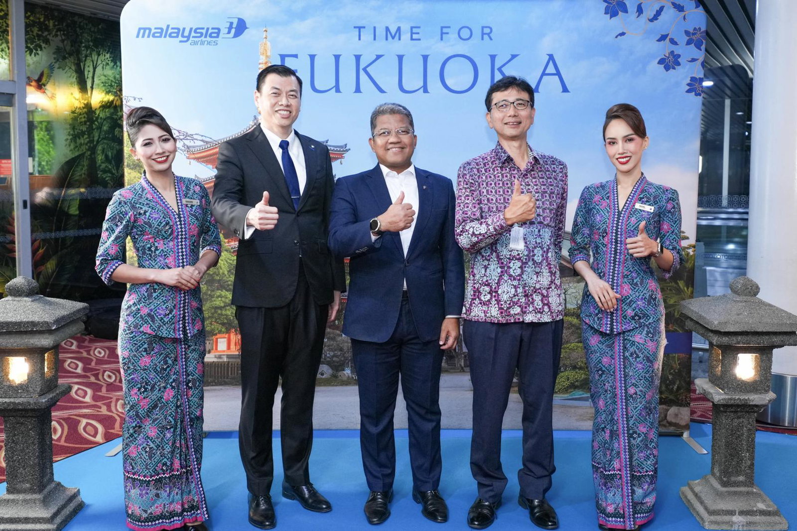 L-R_Bryan Foong, CEO of Airline Business MAG; Capt Nasaruddin A. Bakar, PGCEO of MAG; and HE Noriyuki Shikata, Ambassador Extraordinary and Plenipotentiary of Japan to Malaysia