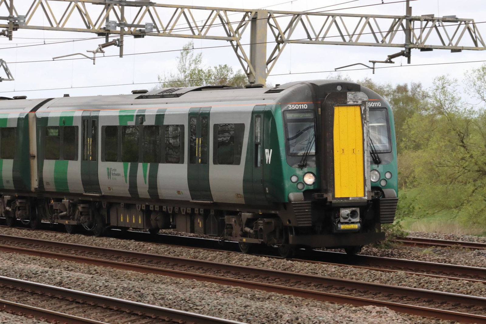A London Northwestern Railway train