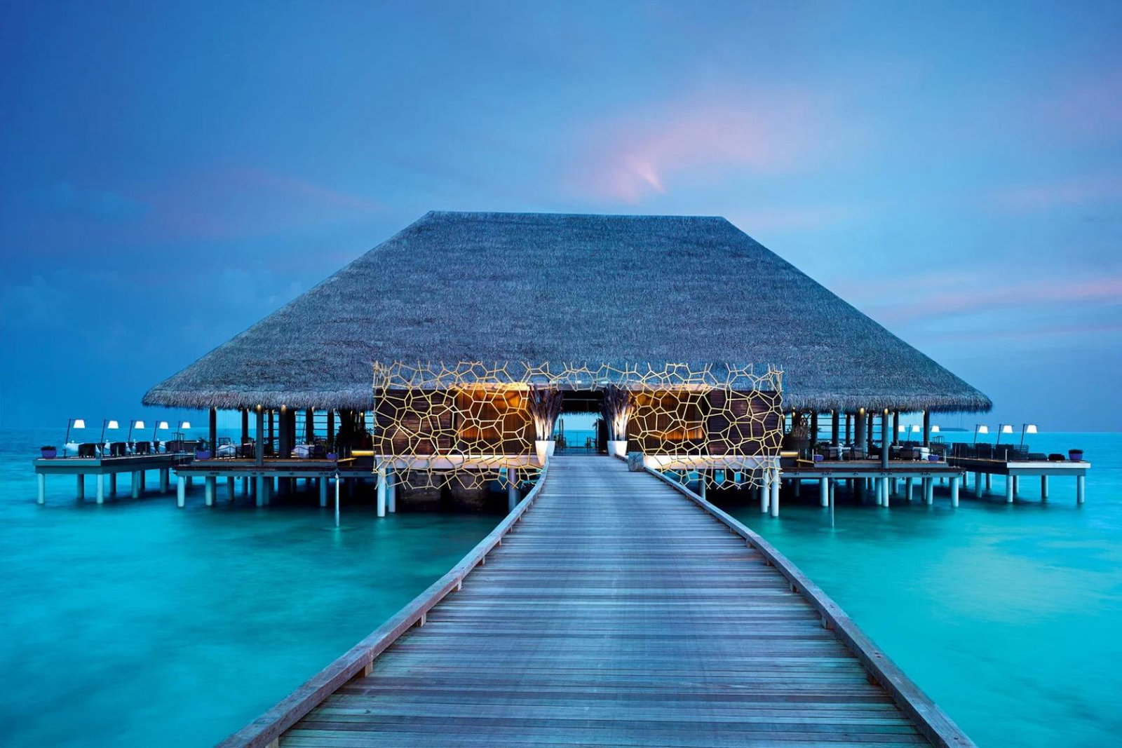 Aragu restaurant at sunset