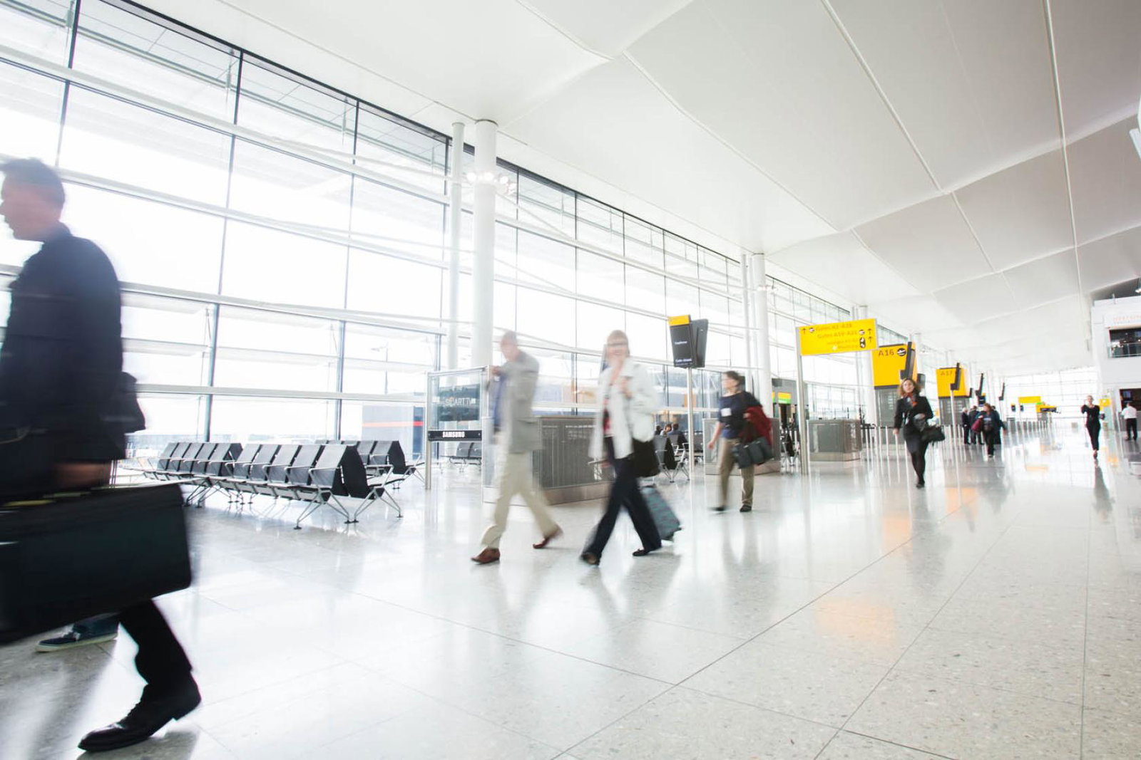 Grant Shapps faces demands from airlines to get them moving again