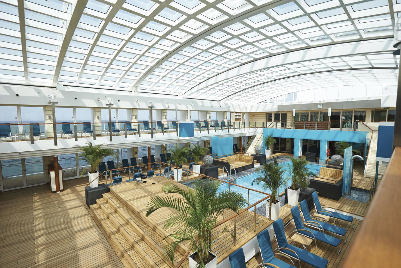 R_Pooldeck_HLKF_MS-EUROPA-2_Pooldeck_8883_01.jpg