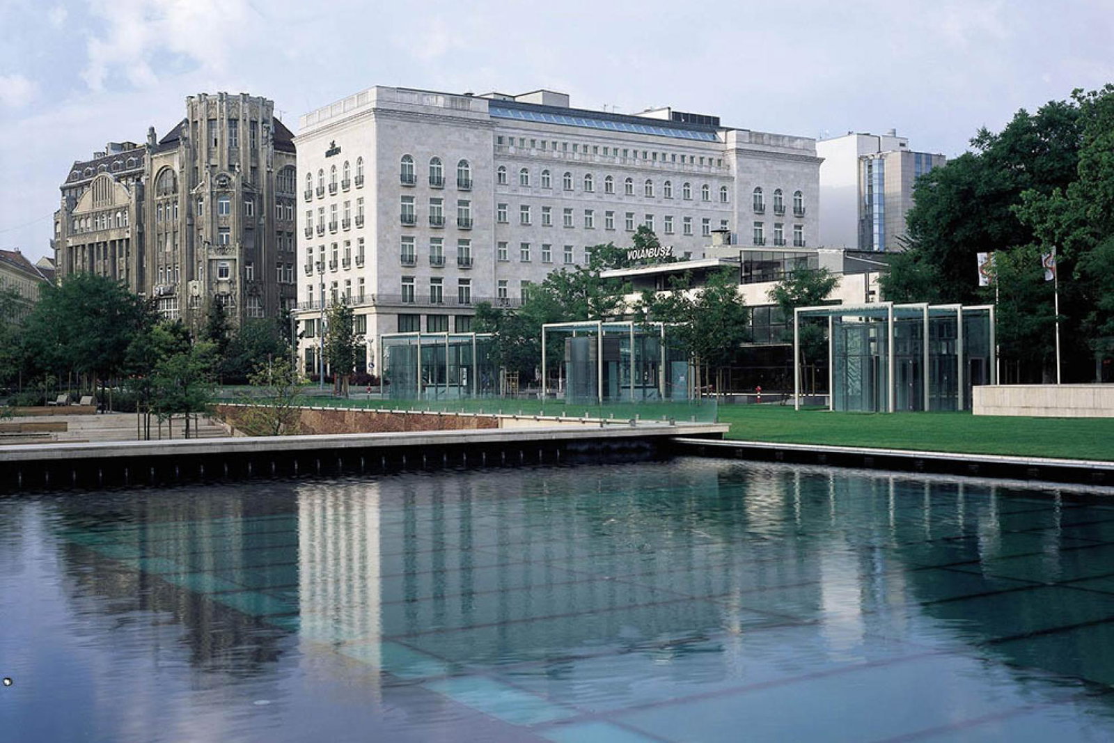 smaller-Elizabeth-Park-Hotel-Budapest.jpg
