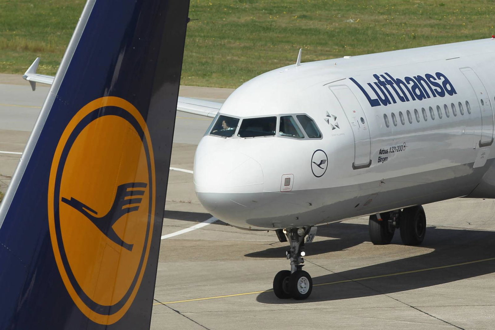 Lufthansa is a private company once again