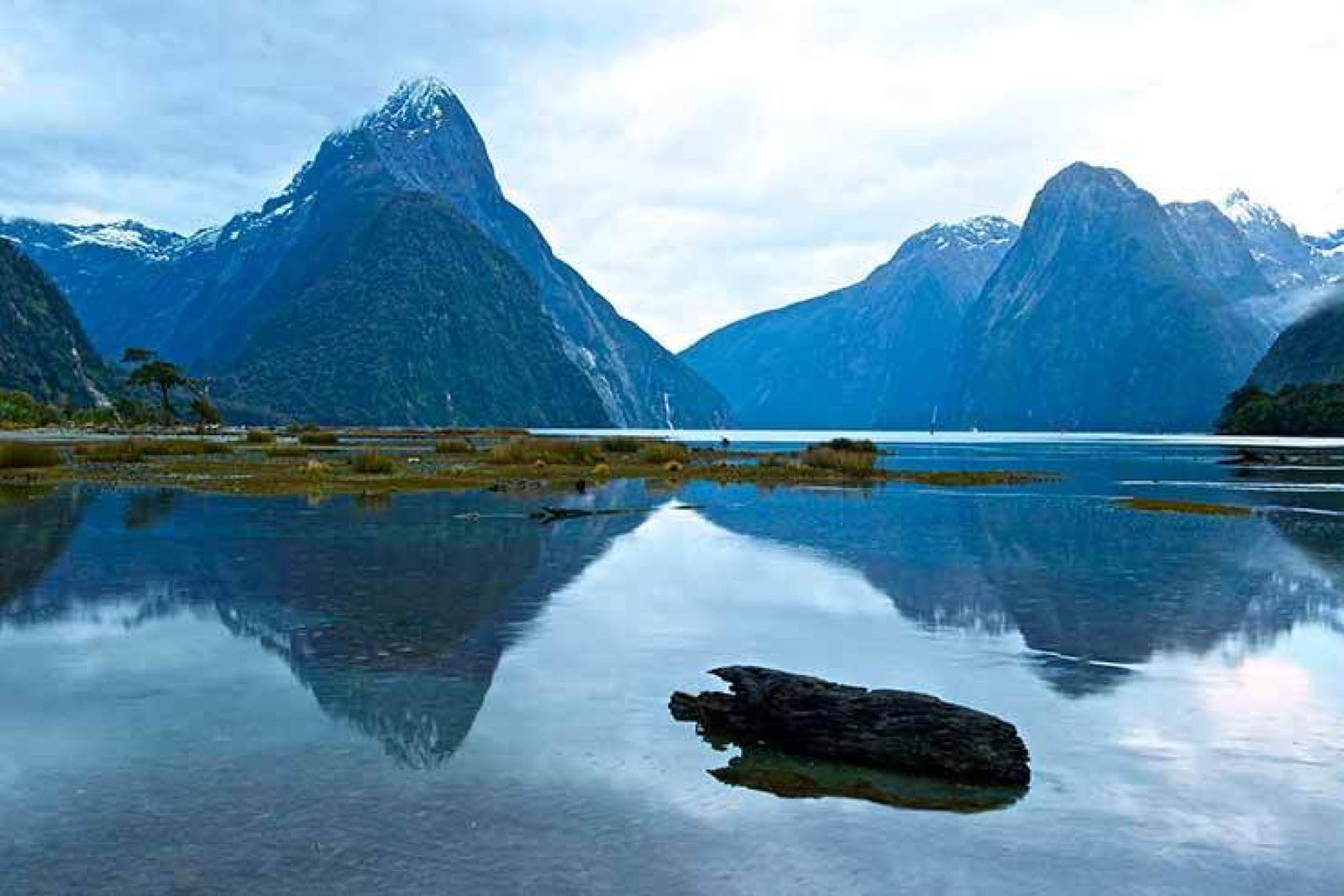 New Zealand Mountains Lake