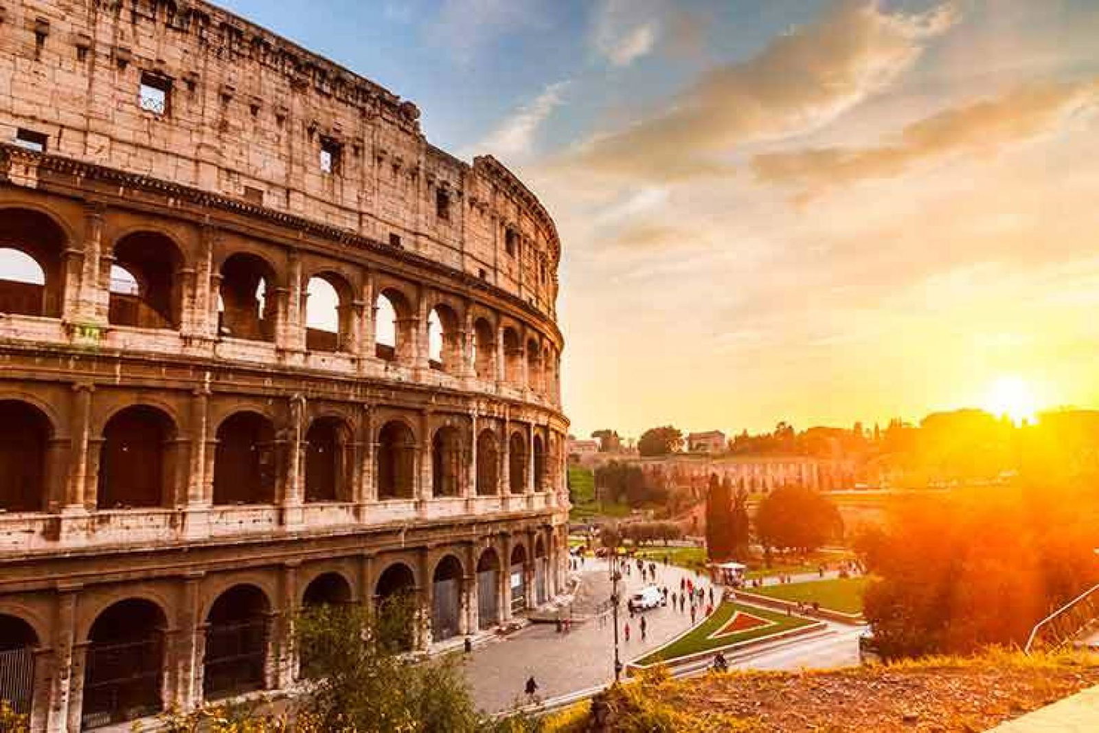Landmarks and cultural attractions in Italy are shut