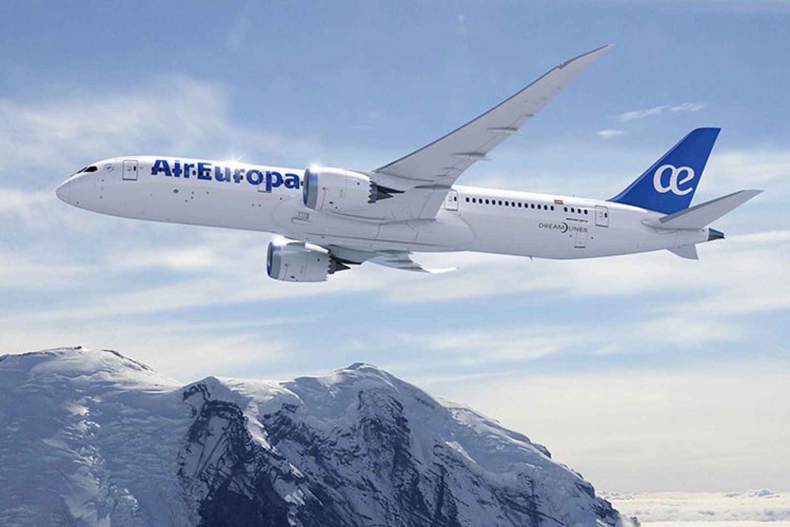 Air-Europa-ARE-7879-resized.jpg