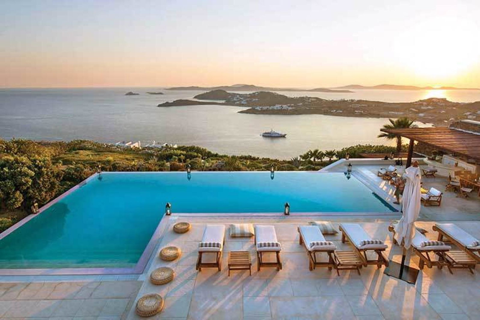 Villa Agi Lazro Mykonos Olivers Travels.jpg