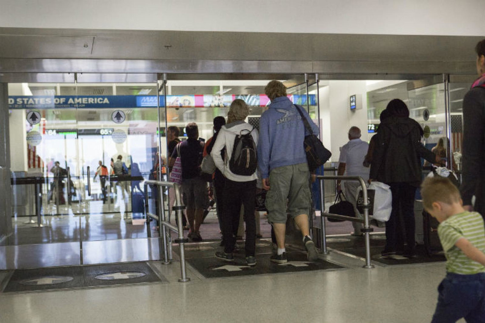 International passengers Miami International Airport, queues, US immigration, USA