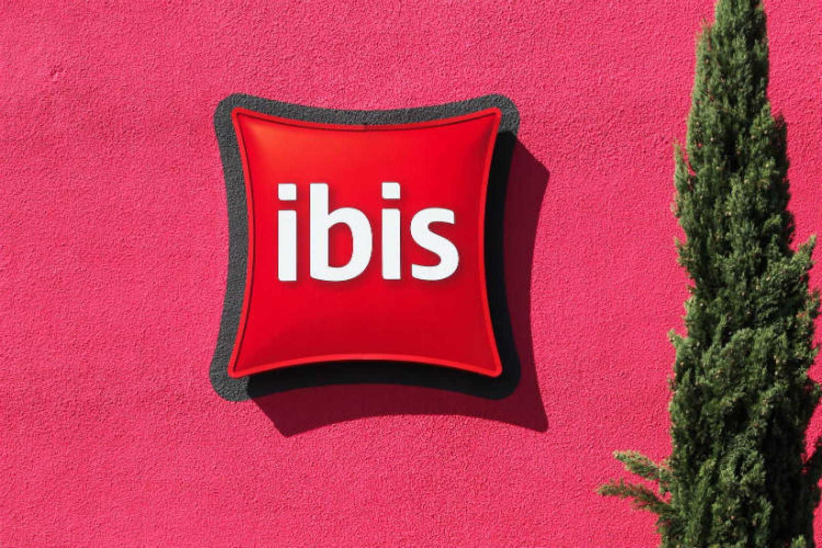 ibis logo AccorHotels Accor