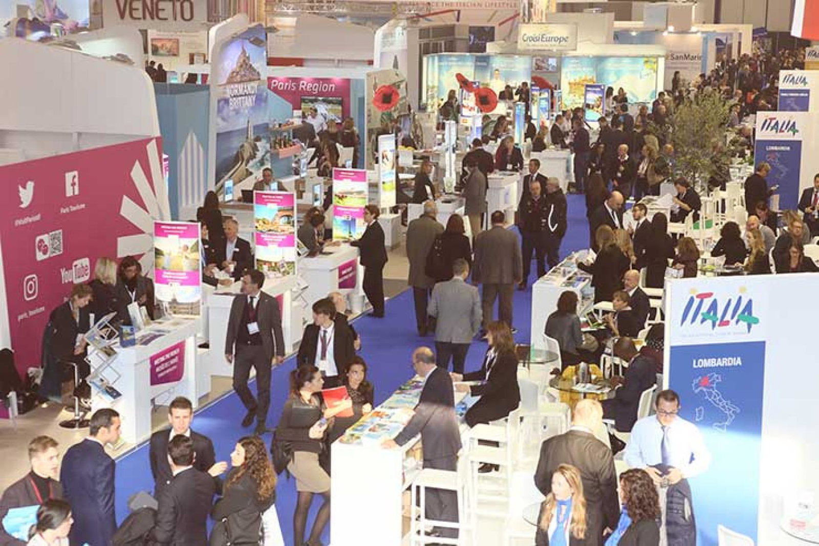 WTM 2016 day two busy atrium