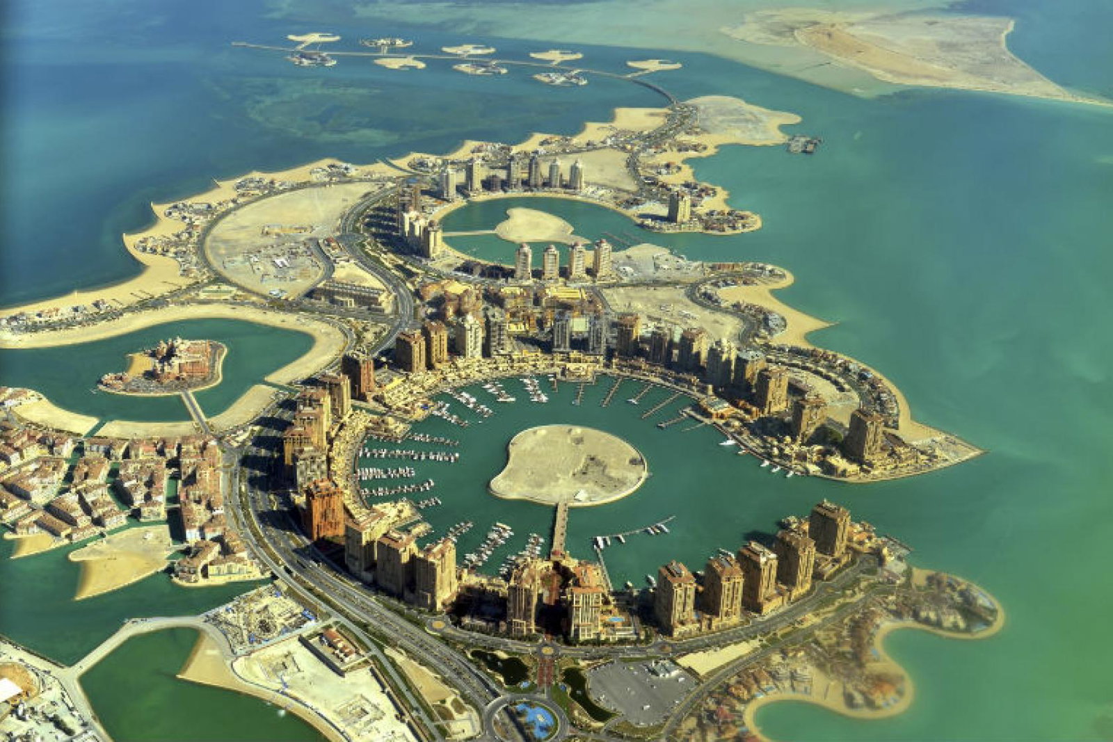 Qatar needs more accommodation for 2022