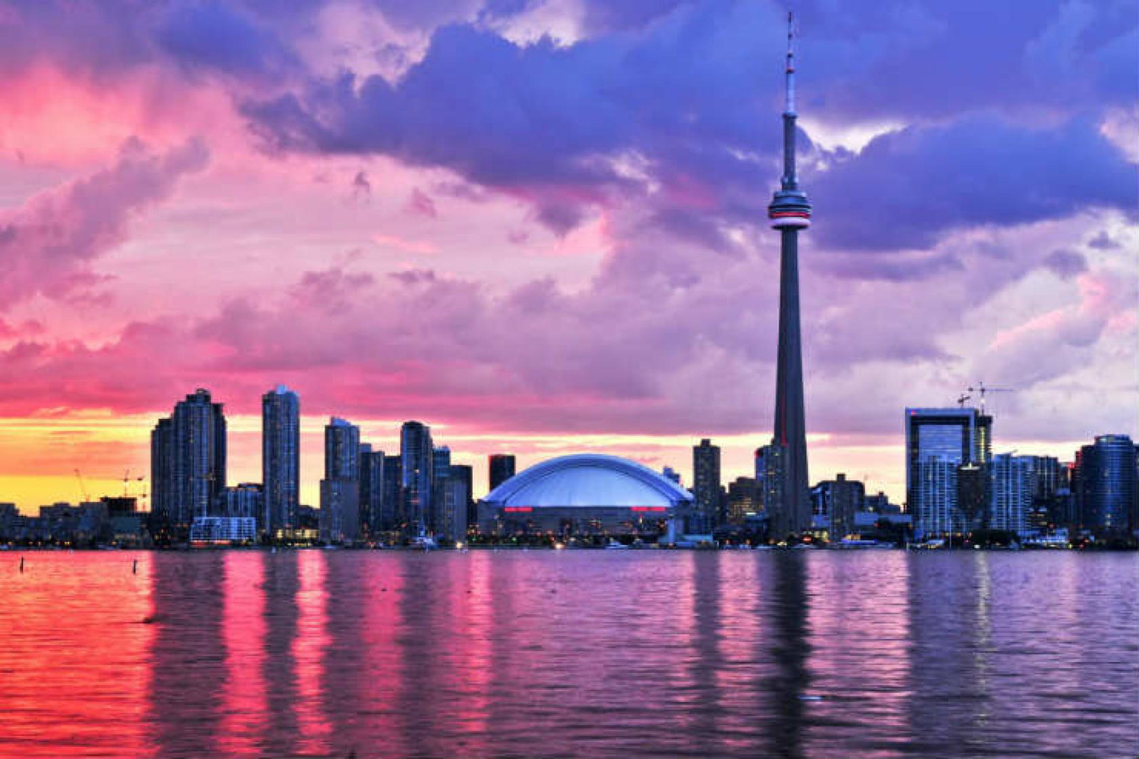 Toronto-Skyline-740x493.jpg