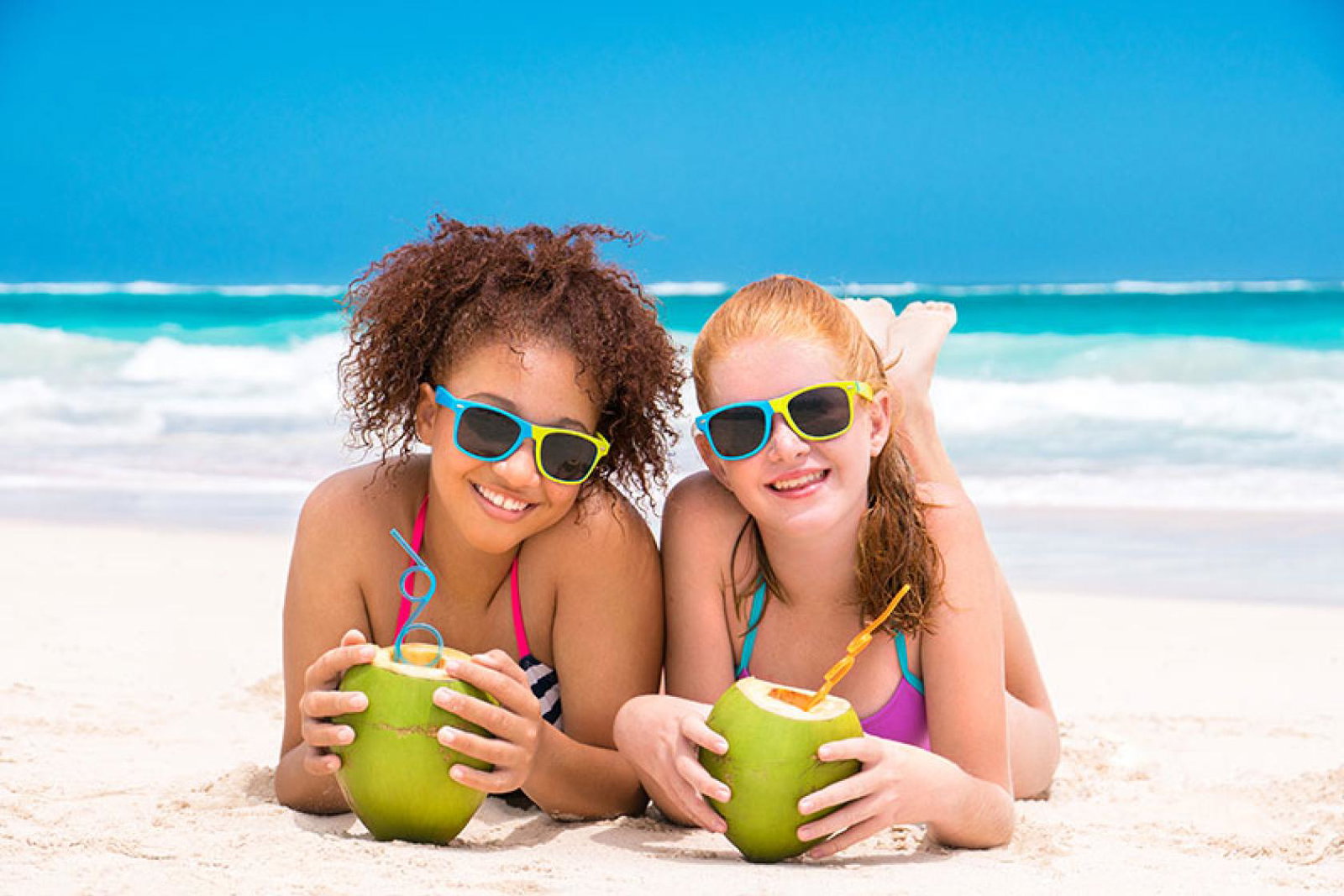 Kids-stay-and-play-free.jpg
