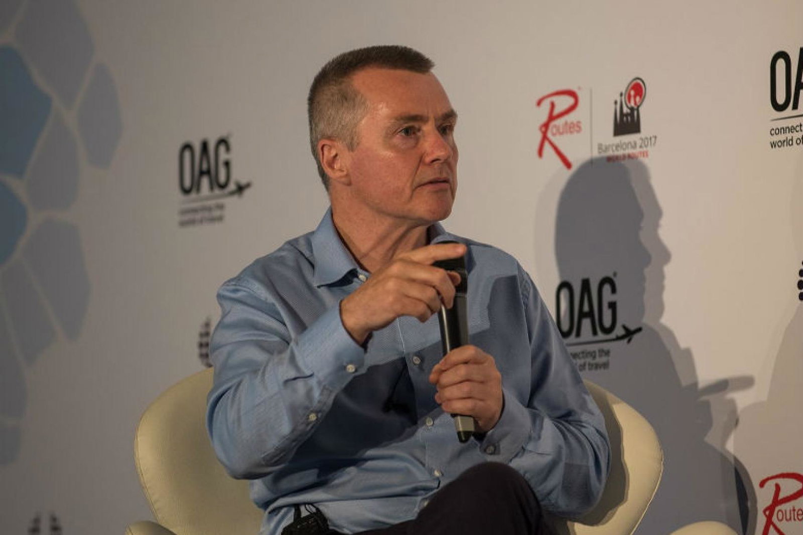 MPs criticised the bonus paid to outgoing IAG boss Willie Walsh as British Airways cut thousands of jobs