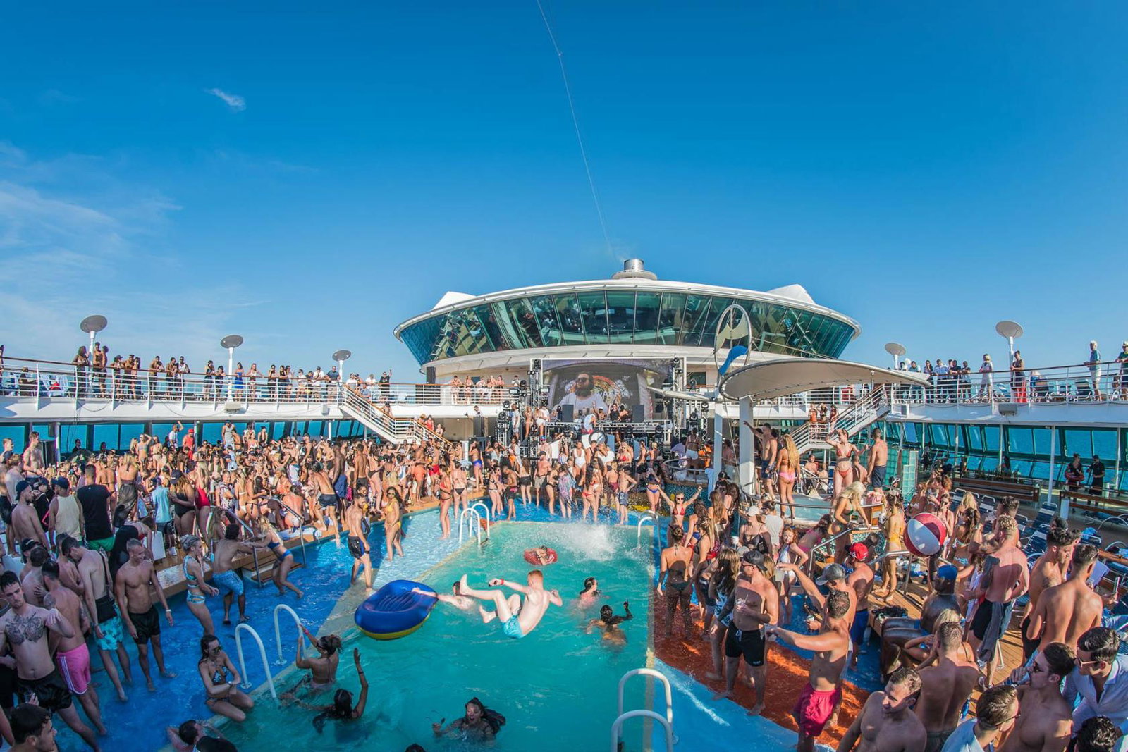 Anchored cruise.jpg
