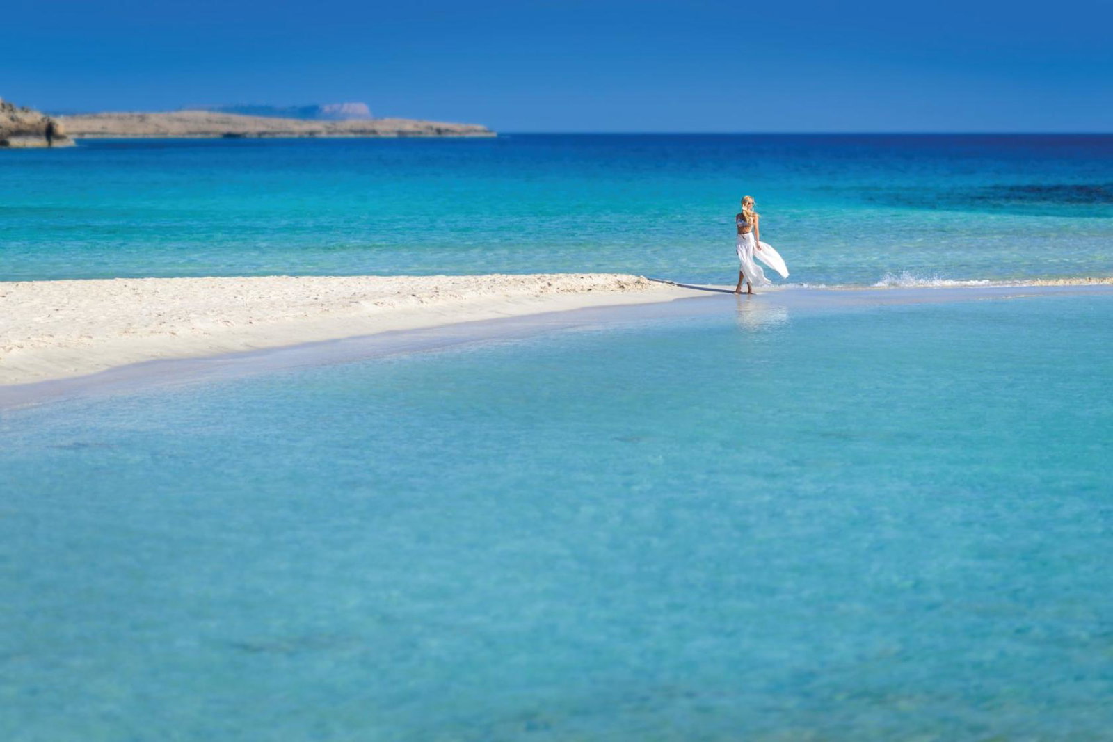 Deal to broaden 'loyal' agents' beach holiday portfolio