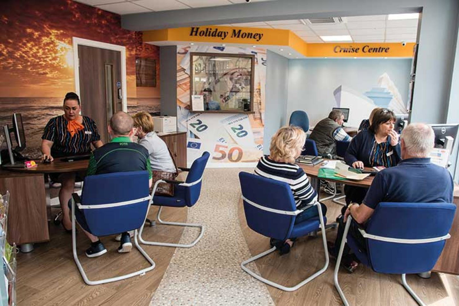 Hays Travel, Mold