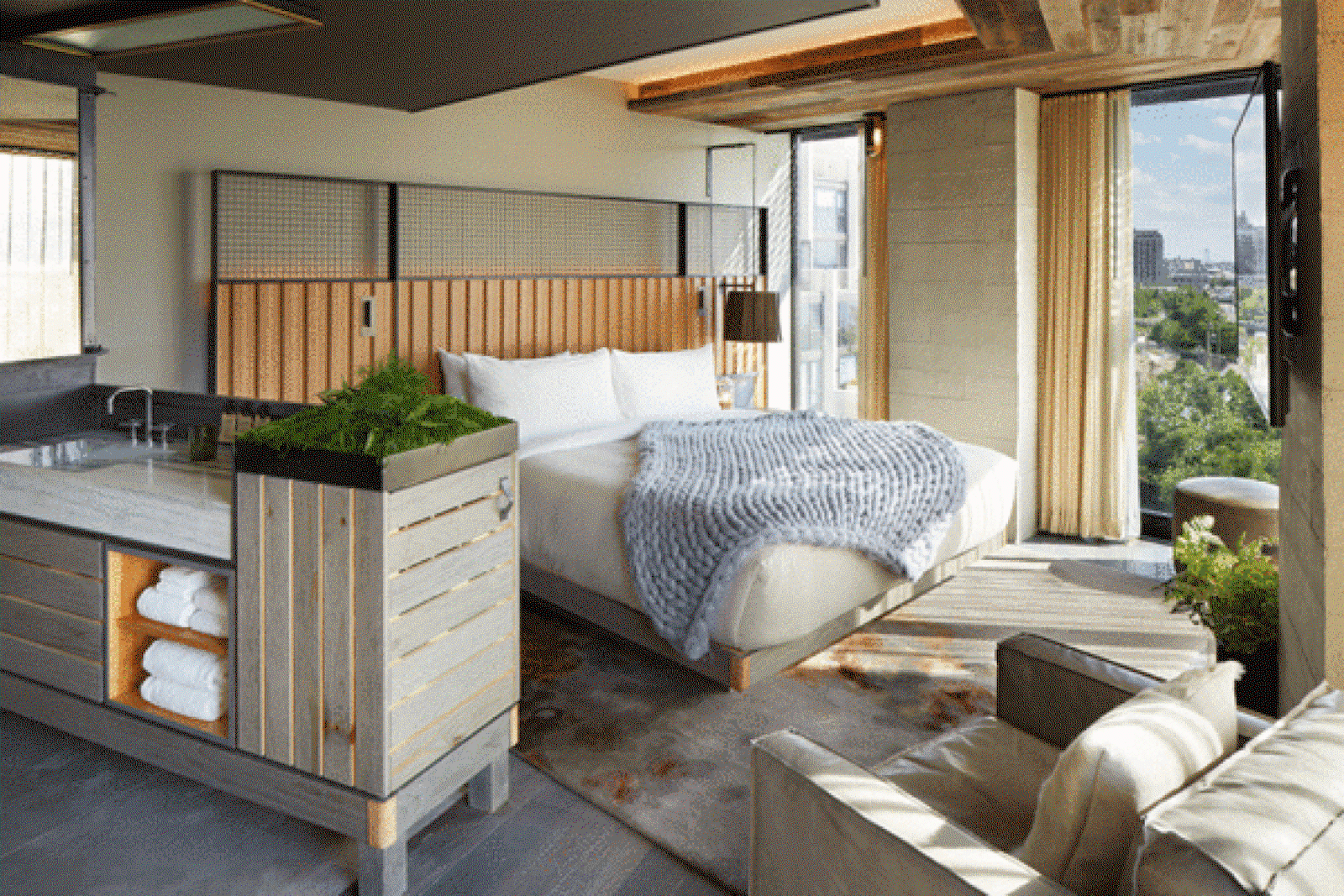 1HotelBrooklyn.gif