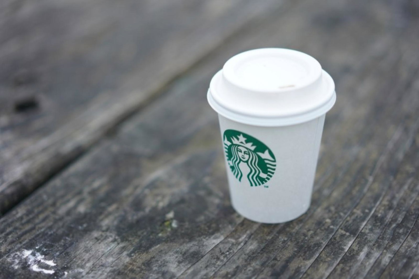 Starbucks Unsplash charles-koh-607576-unsplash Web.jpg