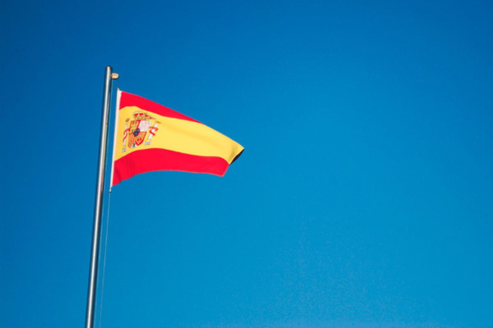 Spain flag rotiv-artic-g_wXjMR2n8M-unsplash.jpg