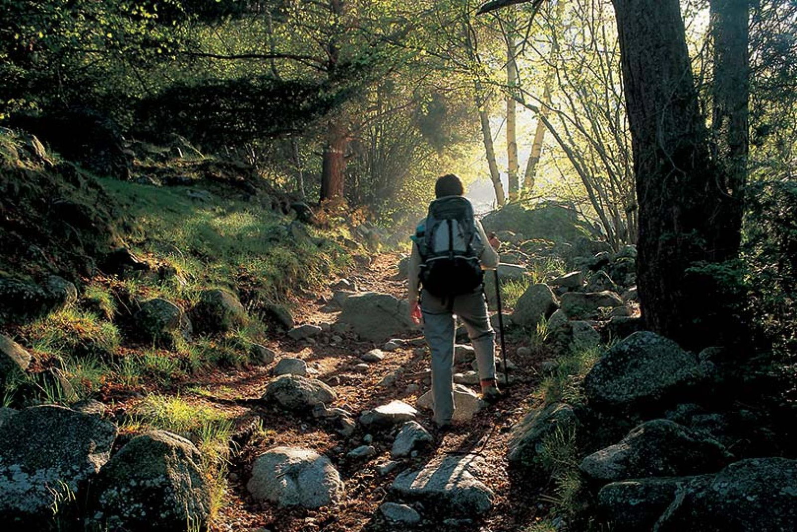 Walking in Catalonia. Credit: Catalan Tourist Board