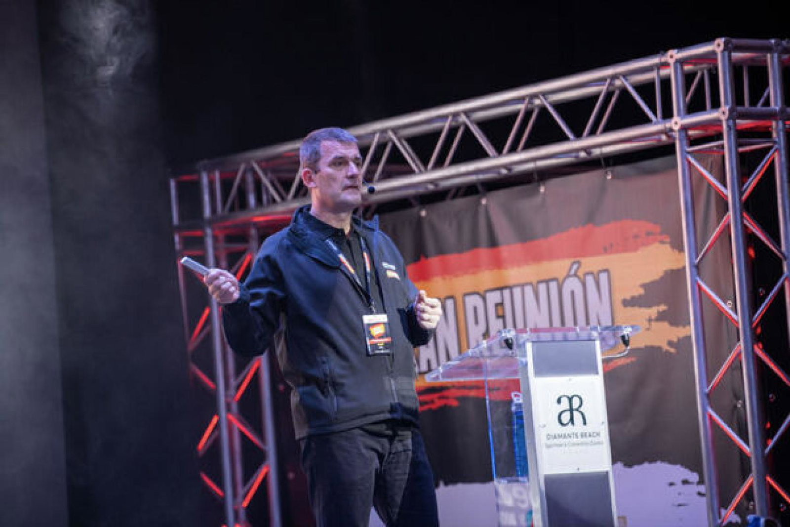 Jet2 Conference 2019 Steve Heapy Web.jpg