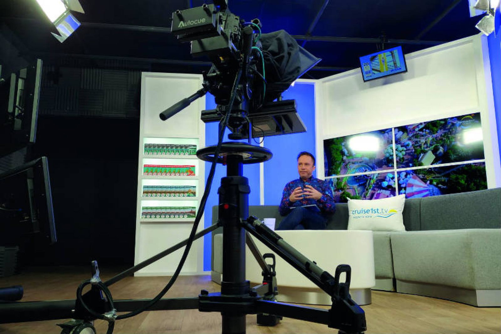 About 12,000 viewers tuned in to watch Cruise Deals Live