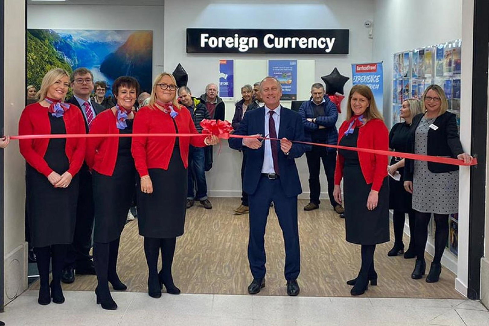 Barrhead's Darlington shop opens