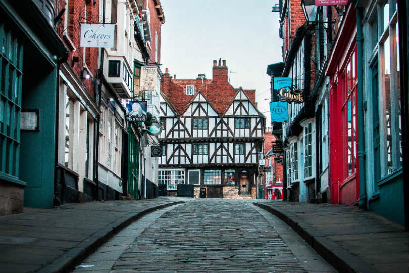 High street agencies, homeworkers, tour operators and many other travel firms are bracing for a critical month (Credit: Matthew Feeney/Unsplash)
