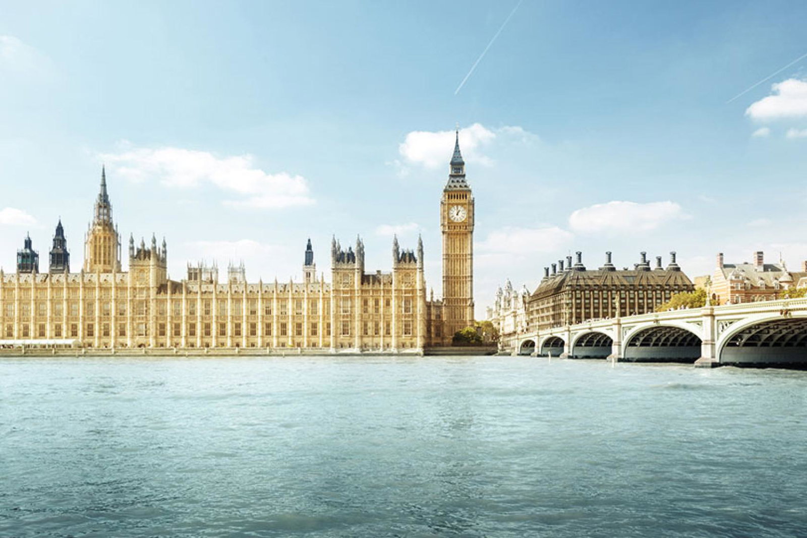 View of Westminster over Thames.jpg