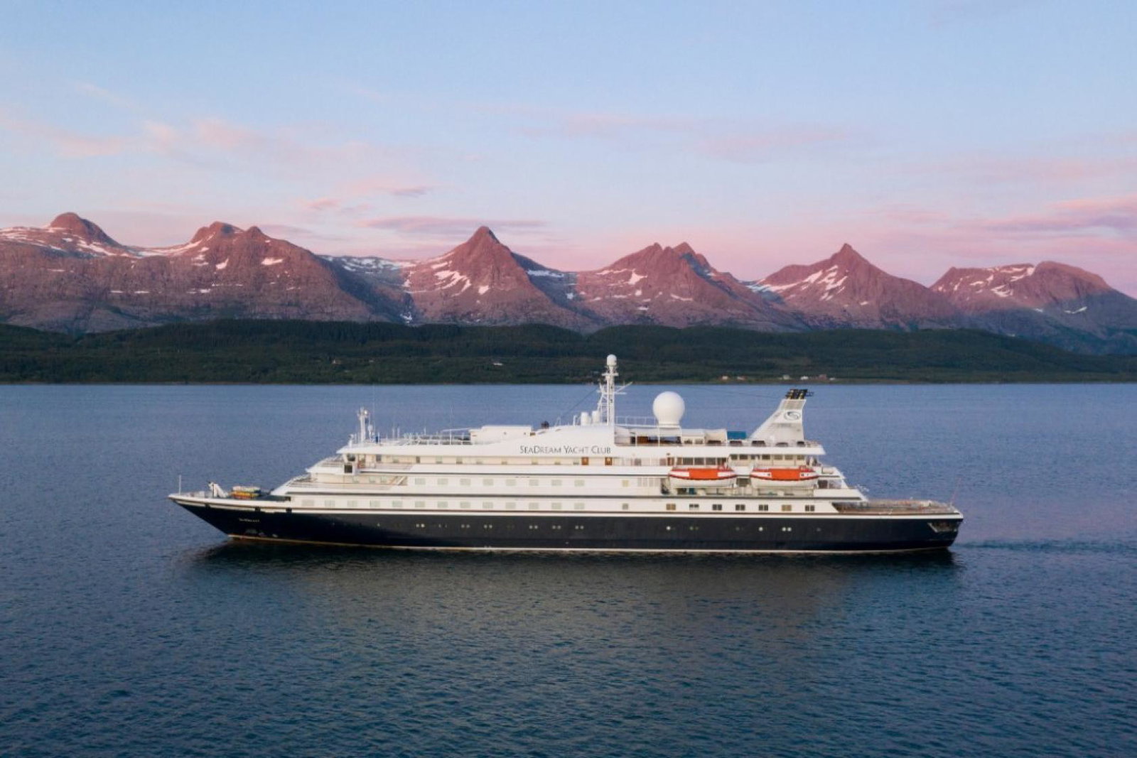 The luxury yacht line has launched an Ultimate Booking Assurance policy