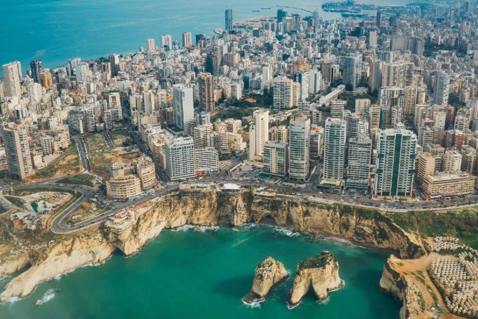 Beirut Lebanon (Credit: Piotr Chrobot / Unsplash) piotr-chrobot-KqEYj1VHA_o-unsplash.jpg