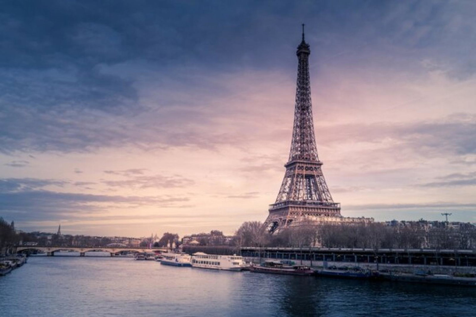 Paris France (Credit: Chris Karidis / Unsplash) chris-karidis-nnzkZNYWHaU-unsplash.jpg