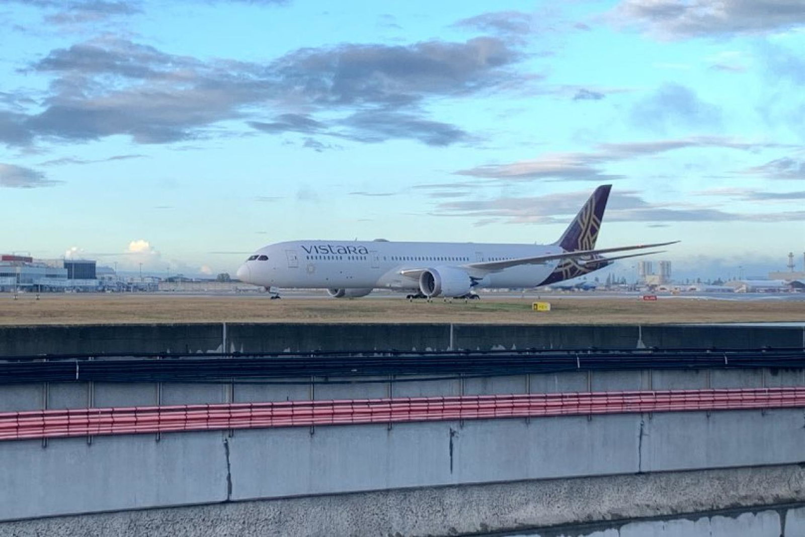 Vistara's Dreamliner made its first flight from Delhi to Heathrow on Friday