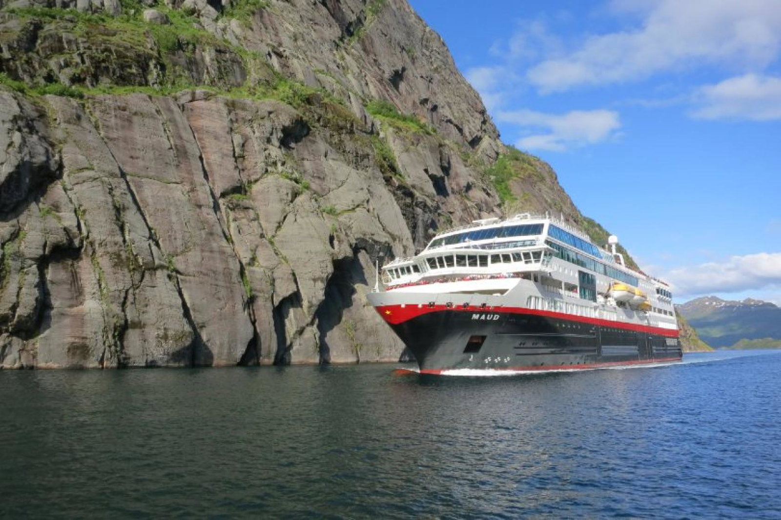 Hurtigruten's MS Maud
