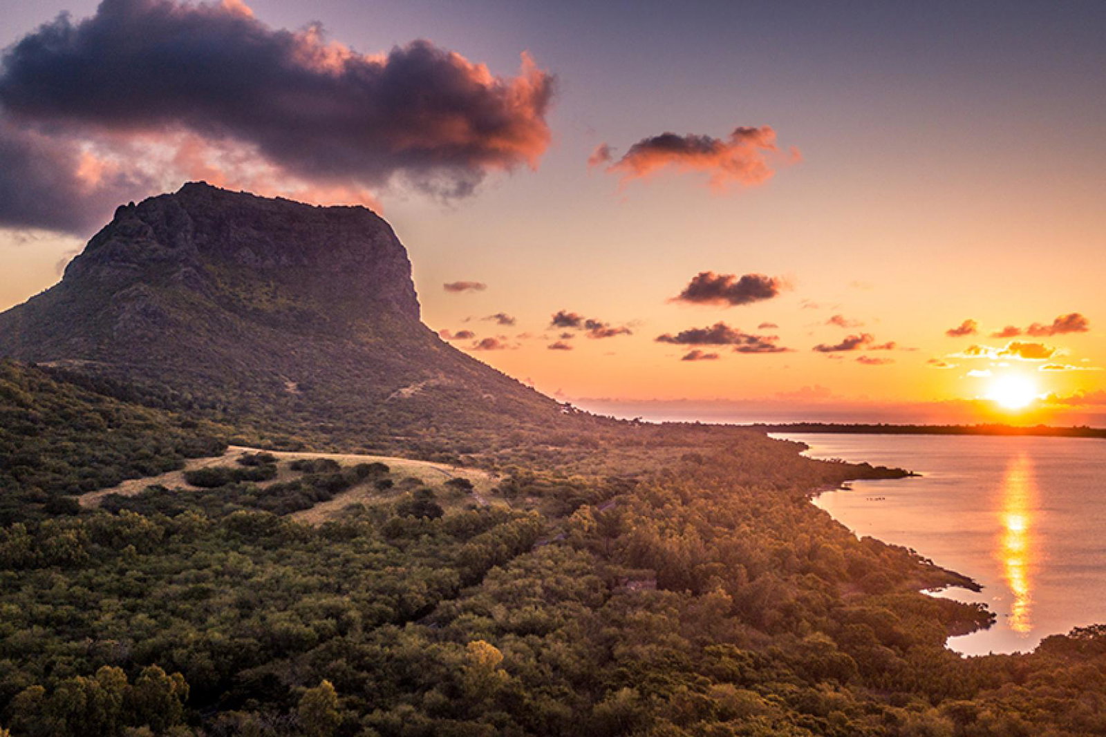 Tourism employees were prioritised during the vaccine rollout, including hotel staff, Air Mauritius employees, airport staff and other front line tourism workers