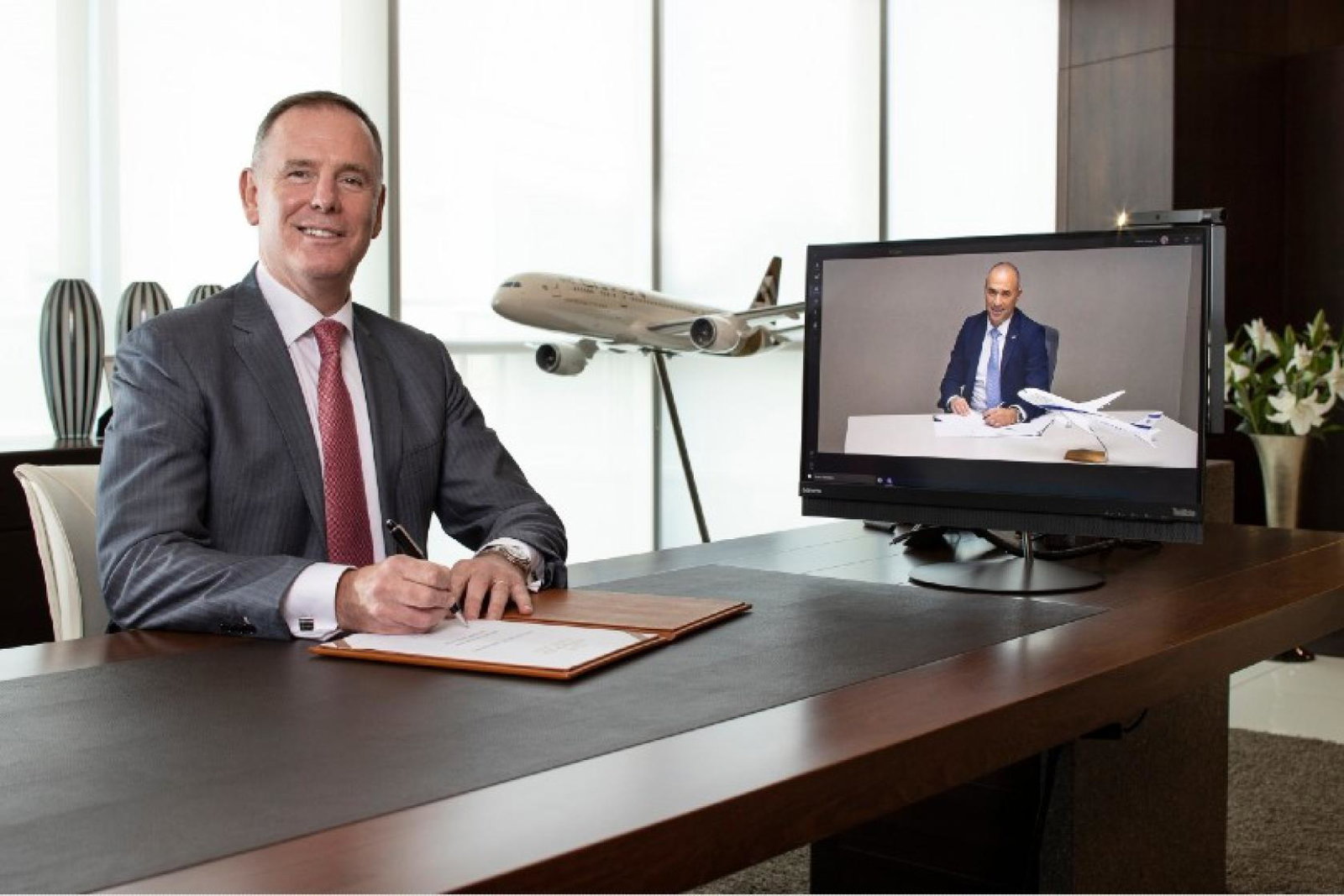Etihad group chief executive Tony Douglas (left) with El Al chief executive Gonen Usishkin signed the MOU virtually