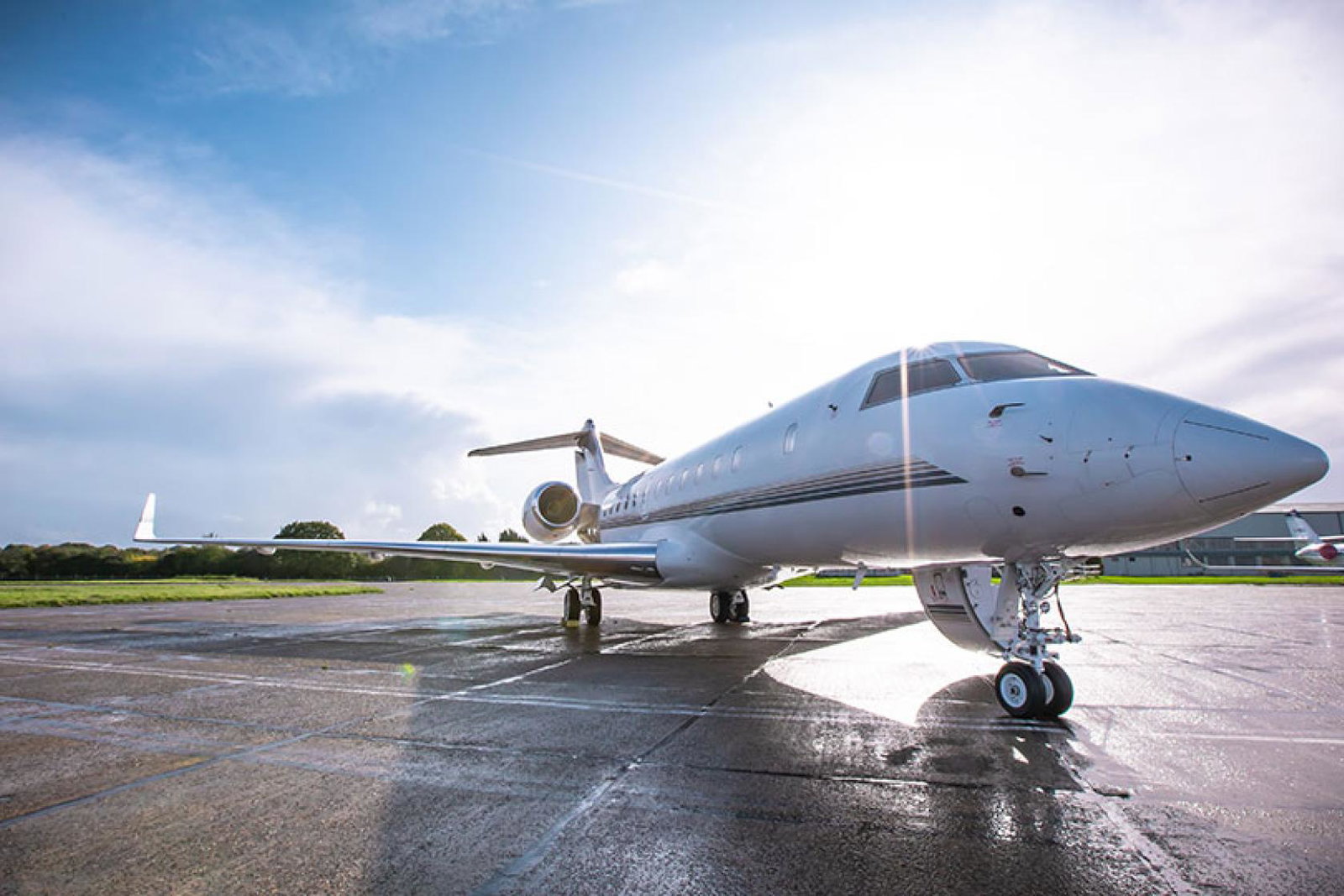 A Global 5000 is one of the private jet options available