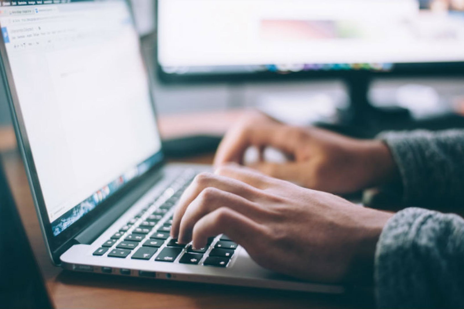 Agents are urged to contact their local authority using TTG's letter template. (Pic credit: Glenn Carstens Peters; Unsplash)