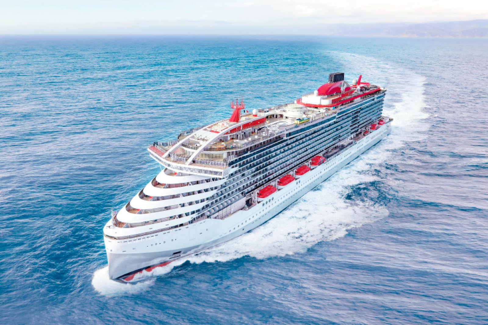 Scarlet Lady has been operating a ‘Summer Soiree’ series of sailings from Portsmouth this month